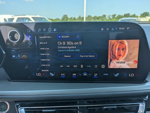 2025 Chevrolet Traverse FWD LT