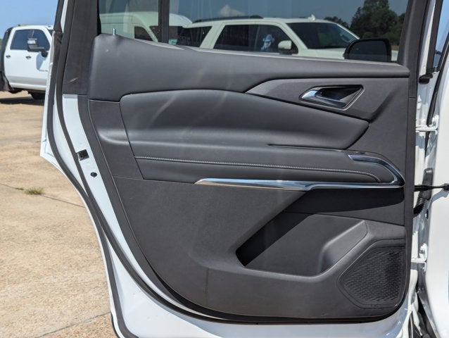 2025 Chevrolet Traverse FWD LT