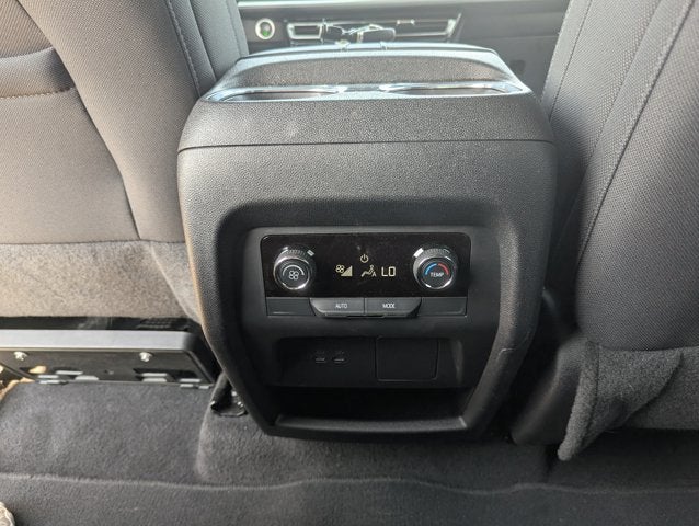 2025 Chevrolet Traverse FWD LT