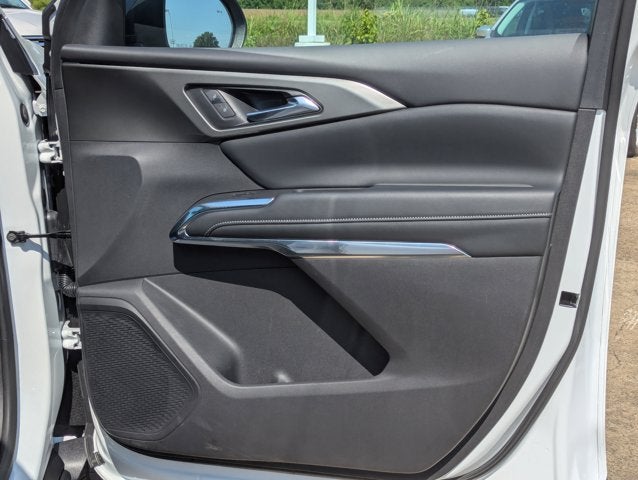 2025 Chevrolet Traverse FWD LT