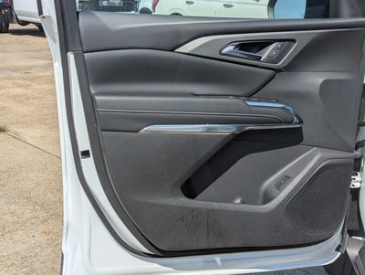 2025 Chevrolet Traverse FWD LT