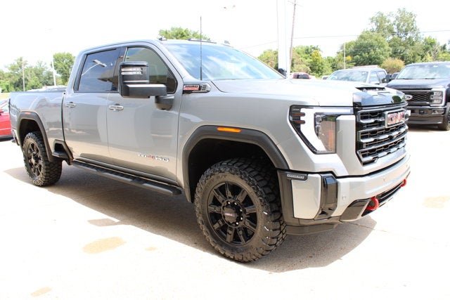2025 GMC Sierra 2500HD AT4