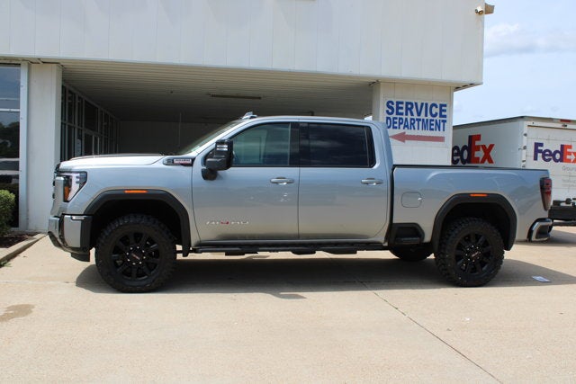 2025 GMC Sierra 2500HD AT4