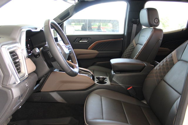 2024 GMC Canyon 4WD Denali