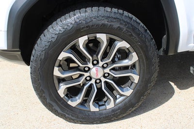 2024 GMC Canyon 4WD Denali