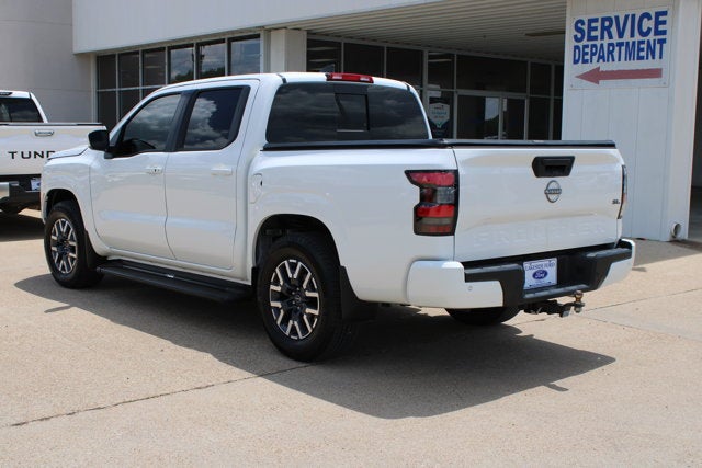 2024 Nissan Frontier SL