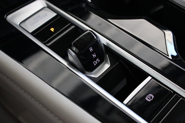 2026 Volkswagen Atlas SE w/Technology