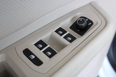 2026 Volkswagen Atlas SE w/Technology
