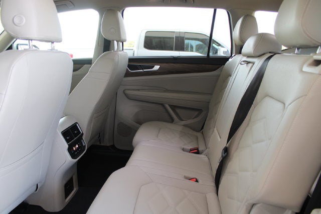 2026 Volkswagen Atlas SE w/Technology