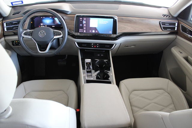 2026 Volkswagen Atlas SE w/Technology