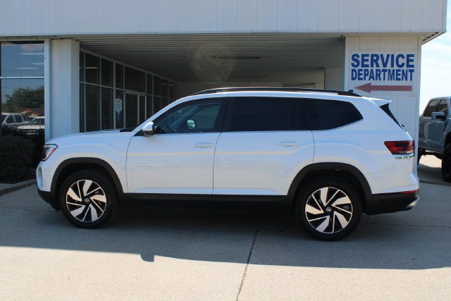 2026 Volkswagen Atlas SE w/Technology