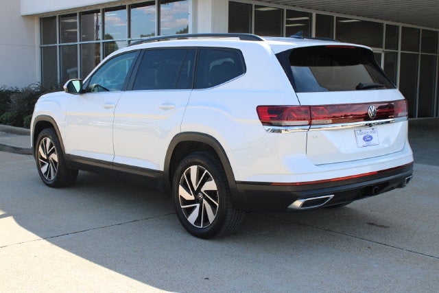 2026 Volkswagen Atlas SE w/Technology