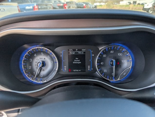 2023 Chrysler Voyager LX