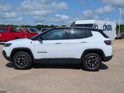 2025 Jeep Compass Trailhawk