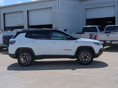 2025 Jeep Compass Trailhawk