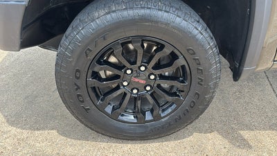 2023 GMC Sierra 1500 AT4X