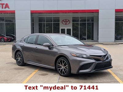 2024 Toyota Camry SE
