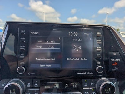 2022 Toyota Highlander XLE
