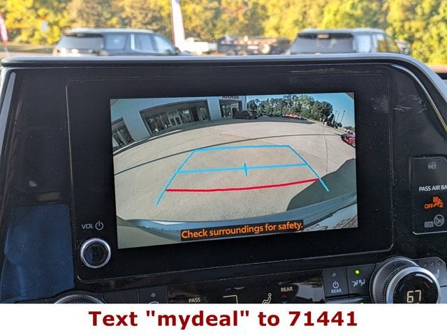 2025 Toyota Highlander XLE