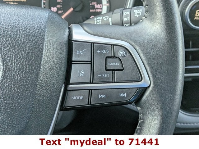 2025 Toyota Highlander XLE