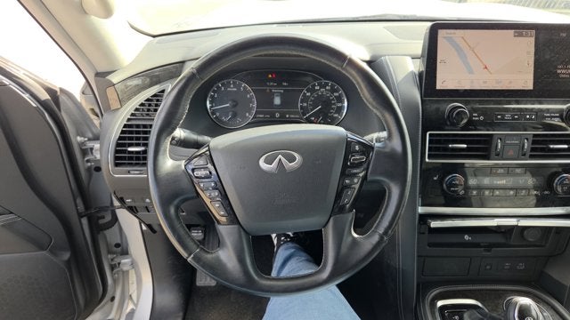 2022 INFINITI QX80 LUXE