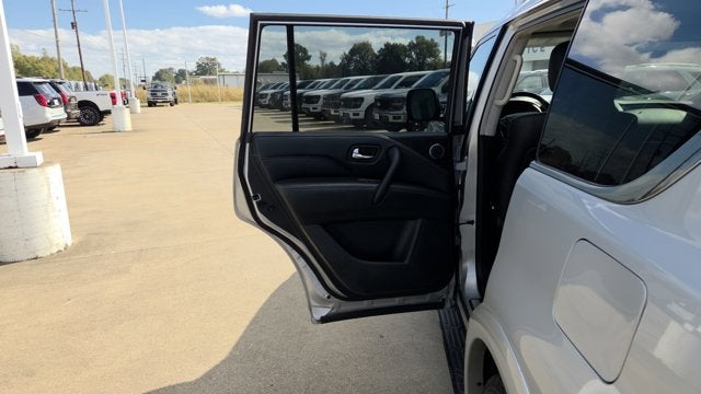 2022 INFINITI QX80 LUXE