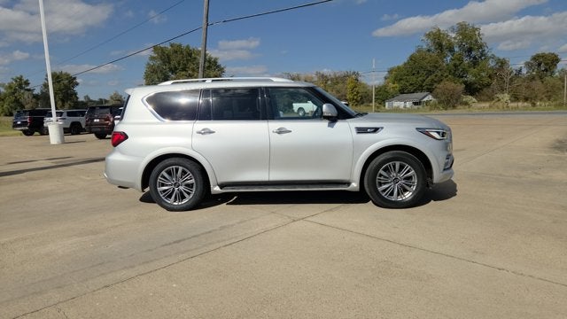 2022 INFINITI QX80 LUXE