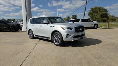2022 INFINITI QX80 LUXE