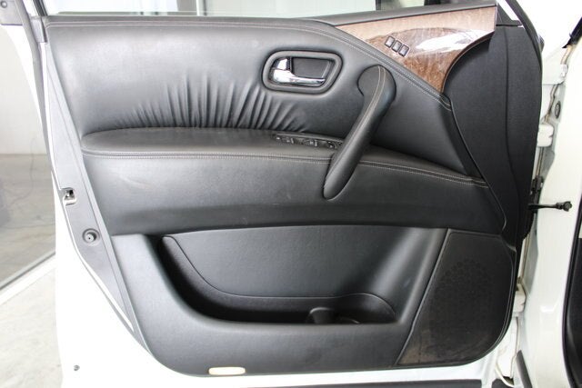 2016 INFINITI QX80 Base