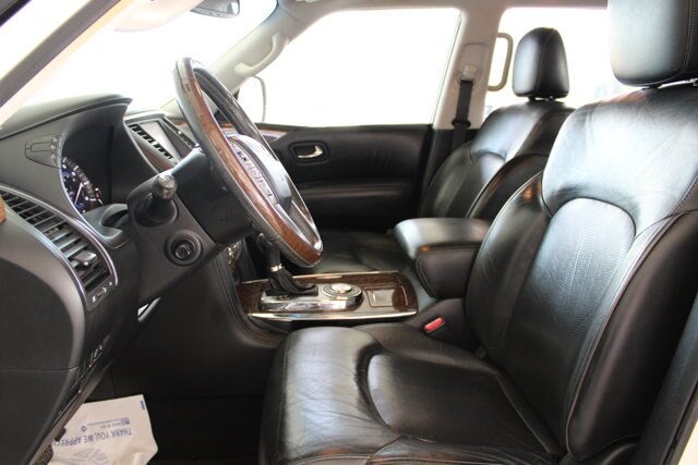 2016 INFINITI QX80 Base