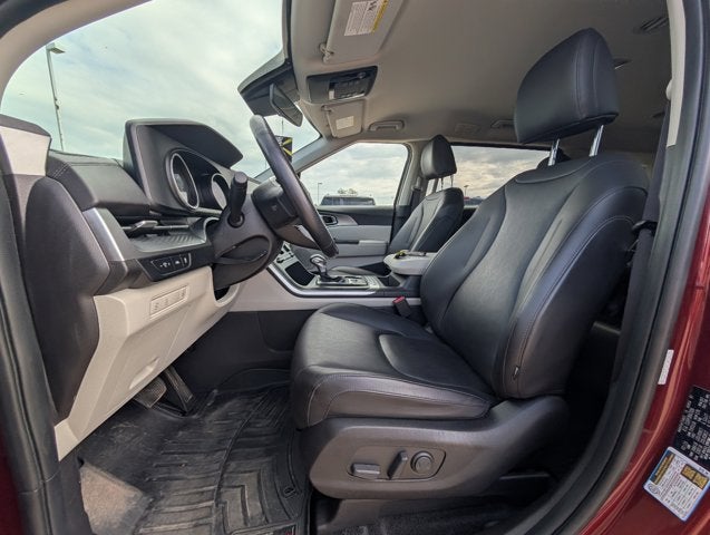 2023 Kia Carnival LX