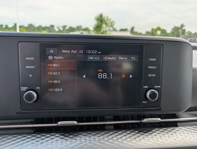 2023 Kia Carnival LX