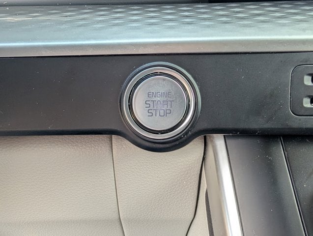 2023 Kia Carnival LX