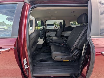 2023 Kia Carnival LX