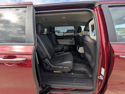 2023 Kia Carnival LX