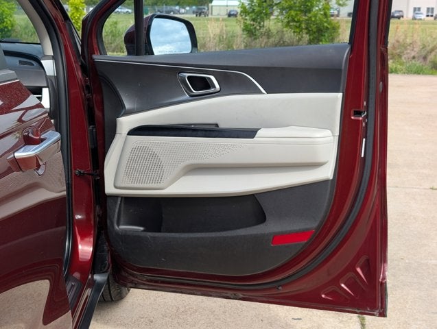 2023 Kia Carnival LX