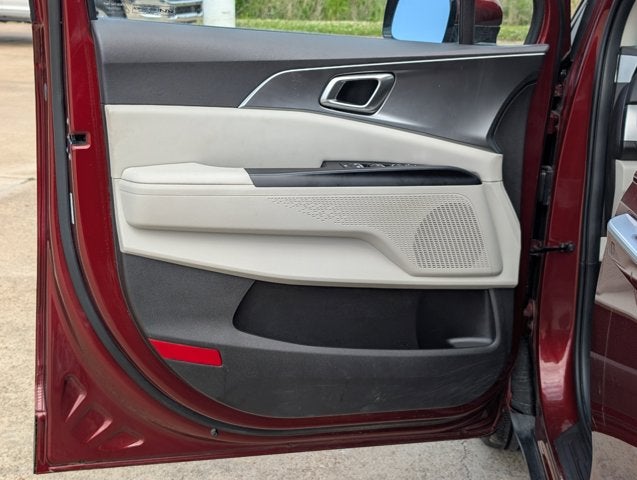 2023 Kia Carnival LX