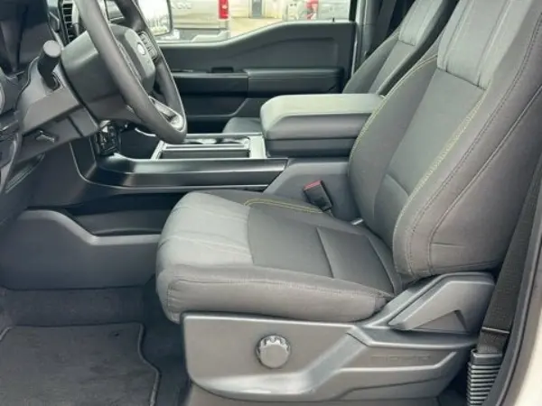 2025 Ford F-150 Front Seat