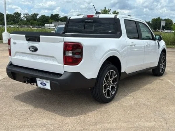 2025 Ford Maverick Trunk