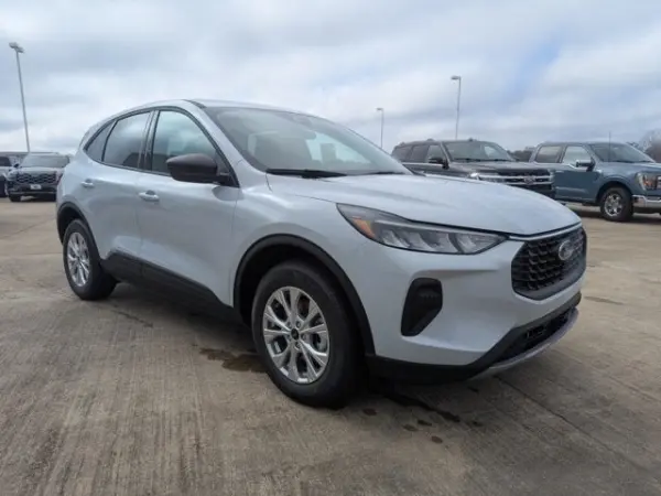 New 2025 Ford Escape Front View